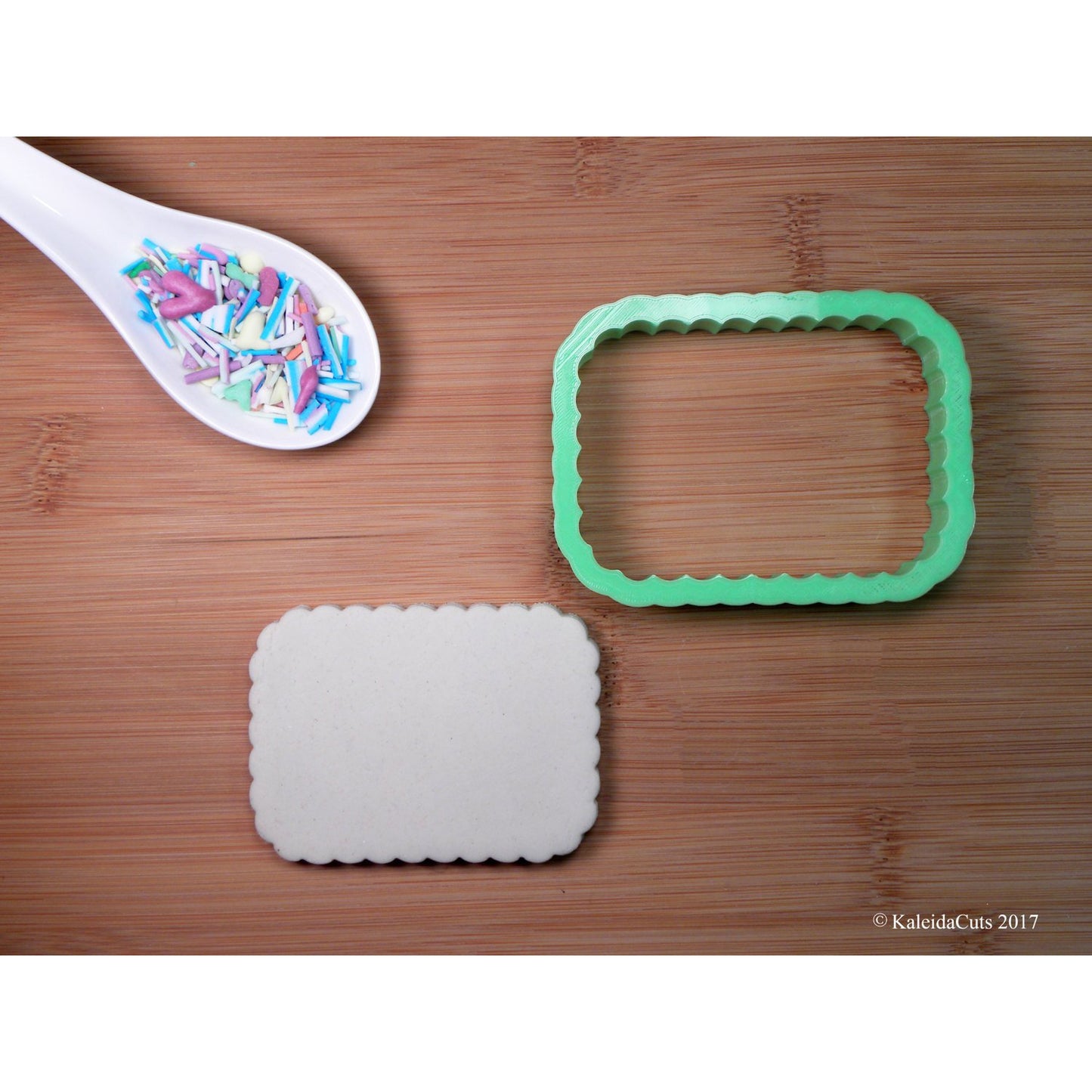 Scalloped Rectangle Cookie Cutter